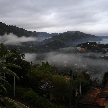 Primrose Inn Kandy Eksteriør billede